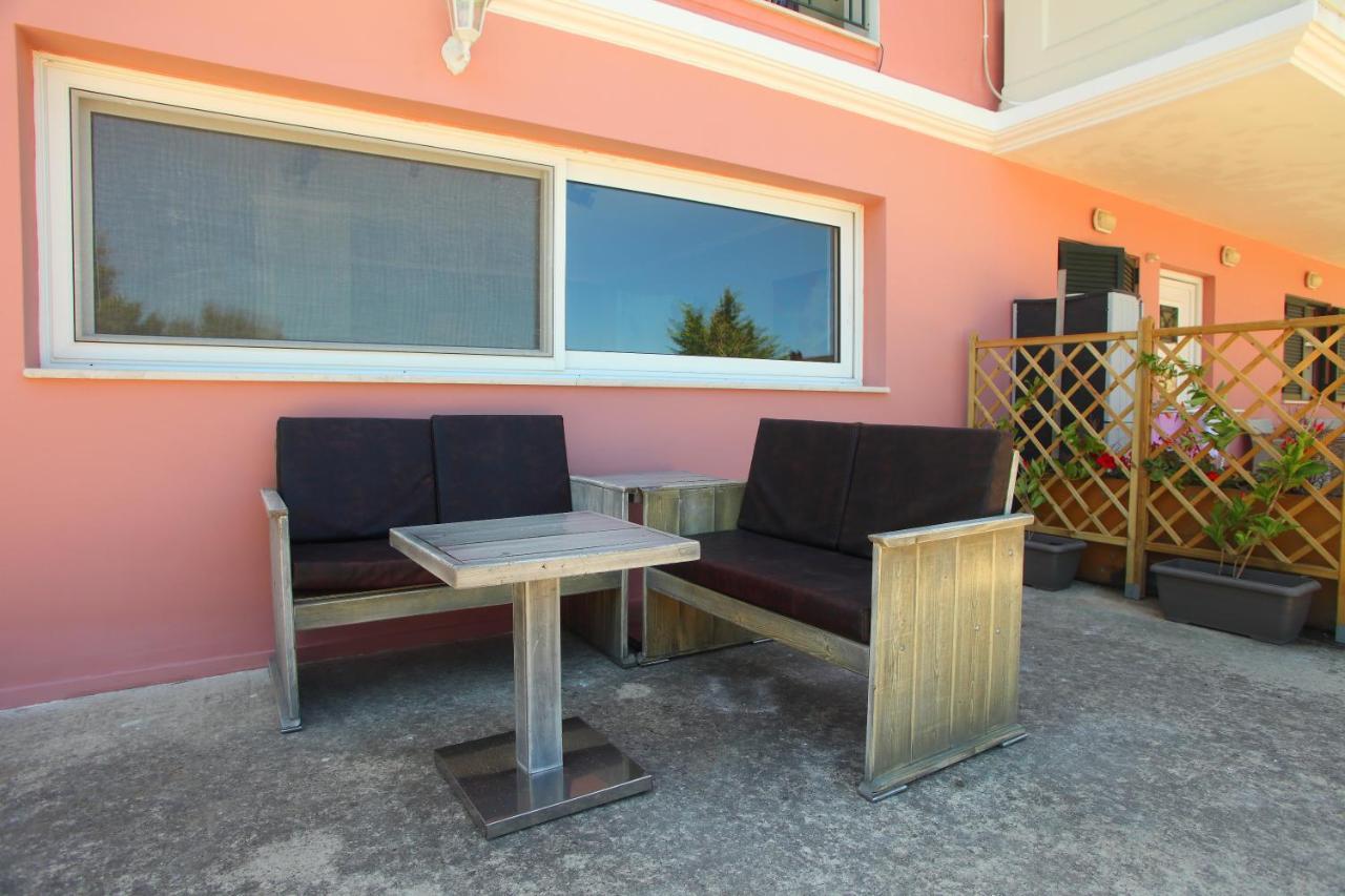 Suite Junior Frínion Exterior photo
